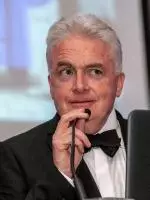 1554754866410 cropped 3/4